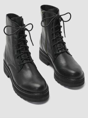 *NIB* EILEEN FISHER "COIN" BLACK LEATHER COMBAT BOOTS_$325_sz 8.5